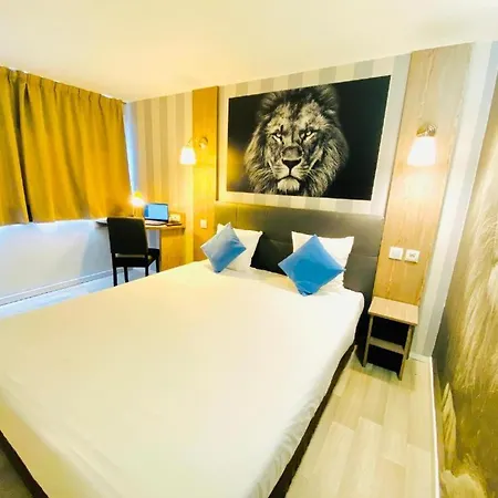Hotel Urban House 2*