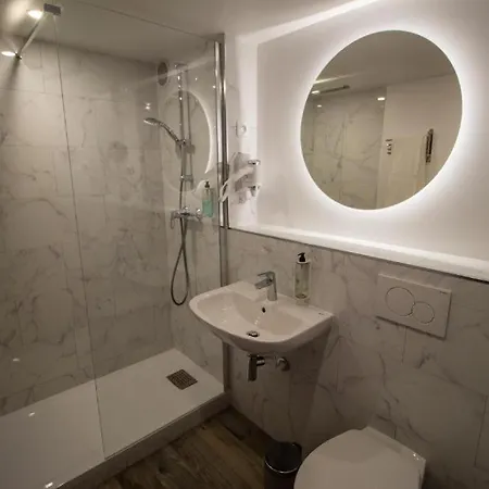 Hotell Urban House 2*
